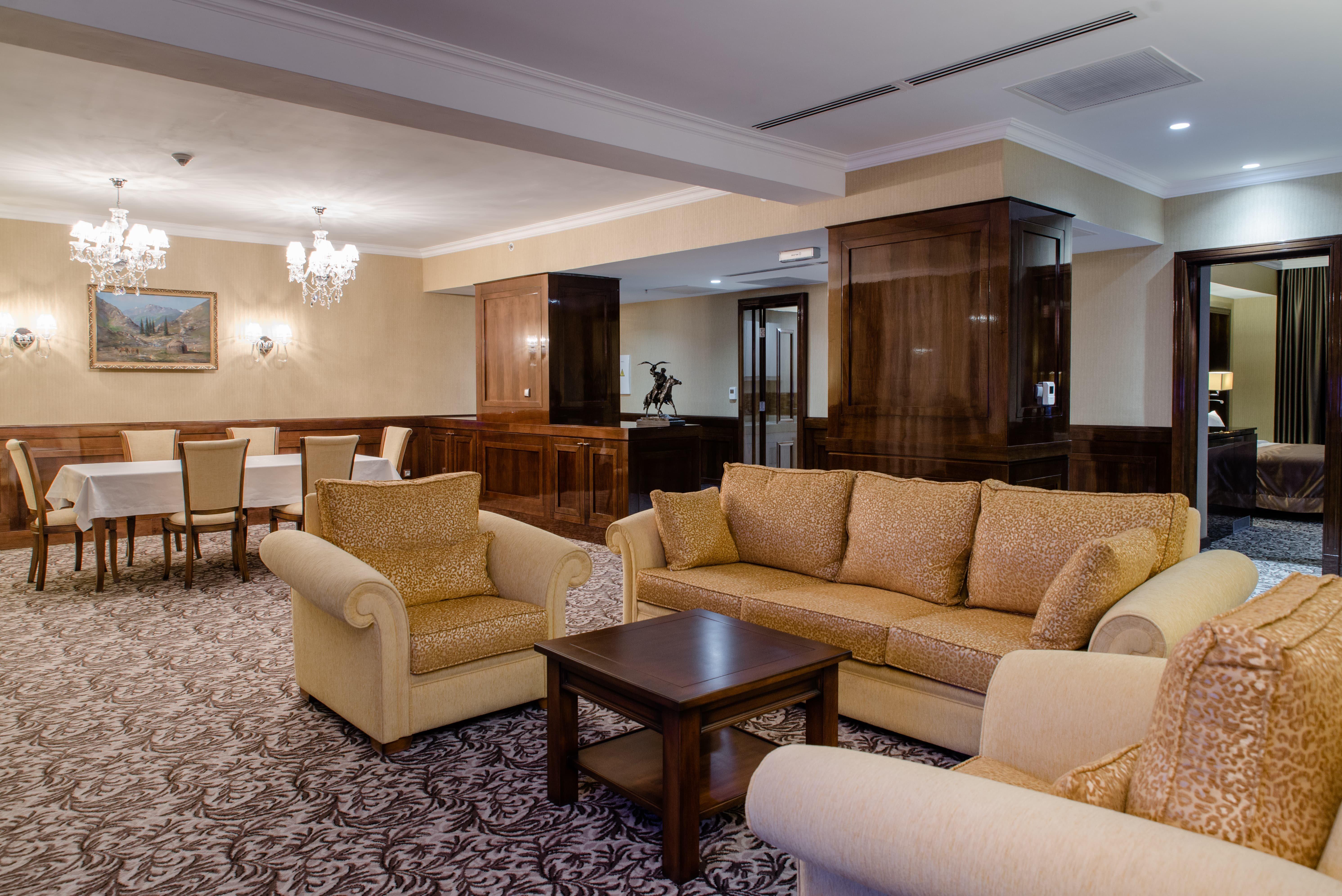 Holiday Inn Aktau By Ihg Eksteriør billede