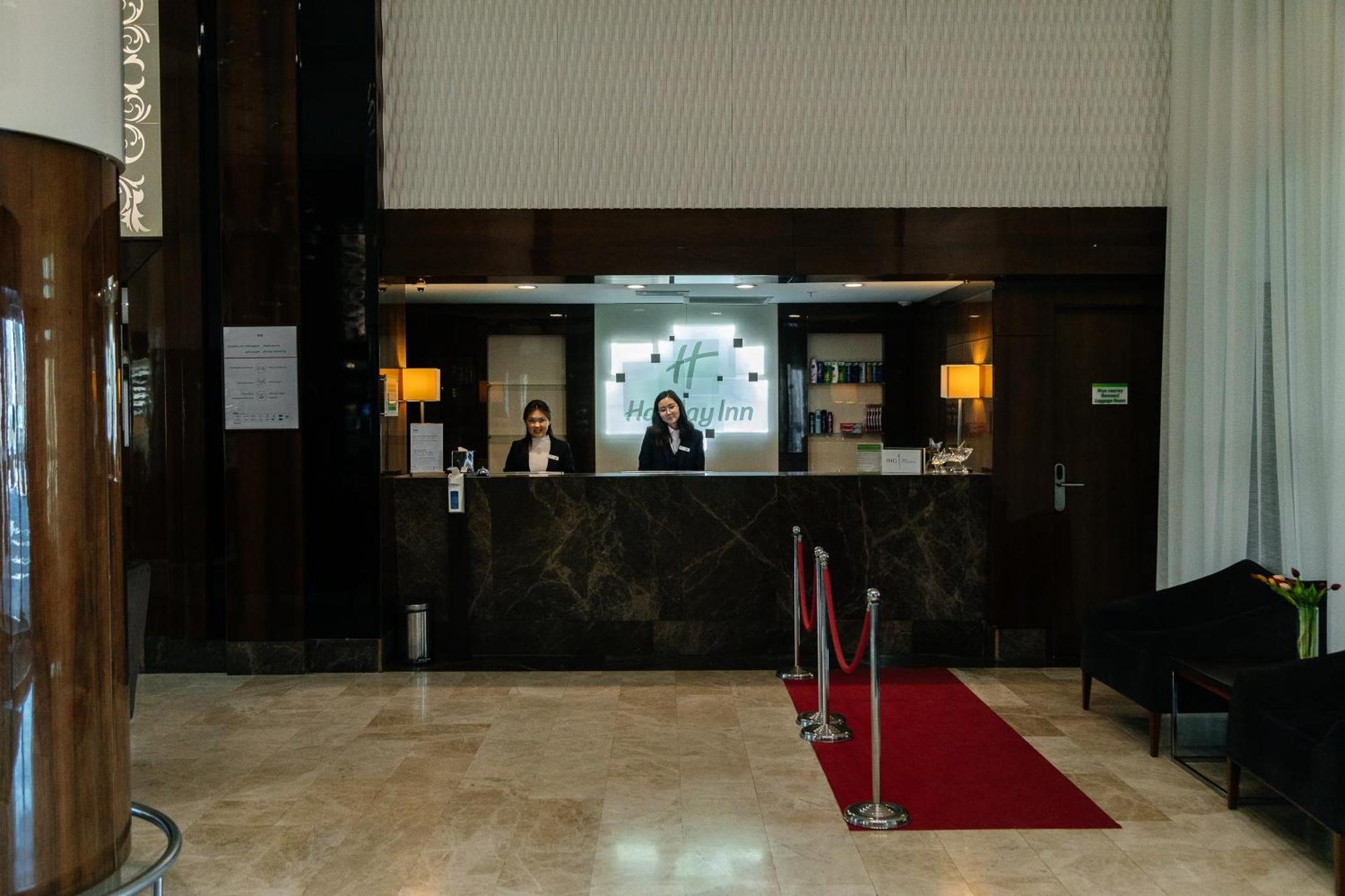 Holiday Inn Aktau By Ihg Eksteriør billede